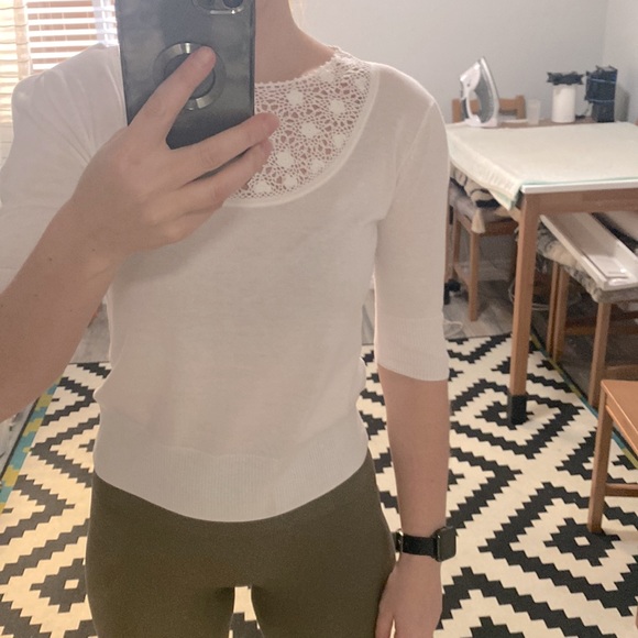 BCBGMaxaZria white sweater with short sleevesNWOT - Picture 10 of 12
